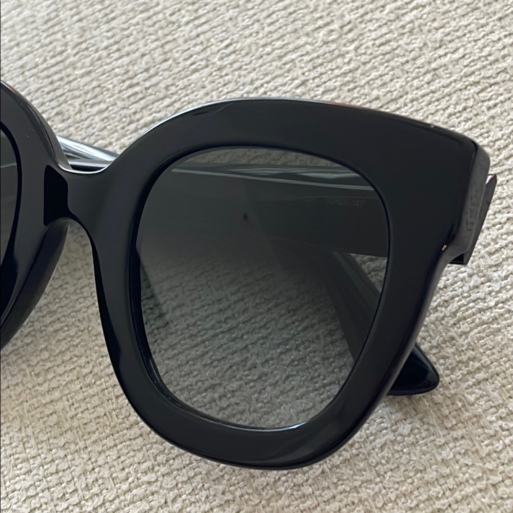 GUCCI cat eyes crystal sunglasses - Picture 14 of 15